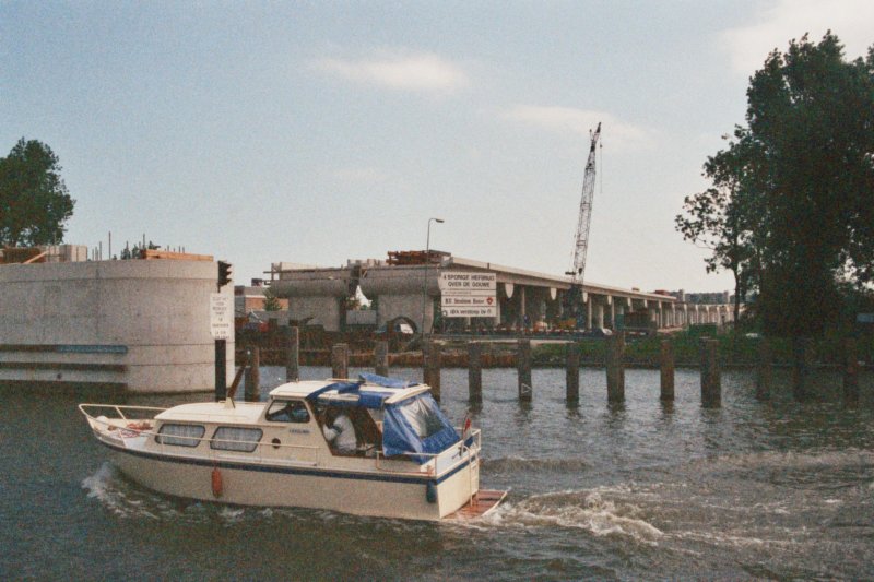 hefbruginaanbouw12juni1988.jpg