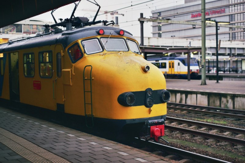 de7661.jpg