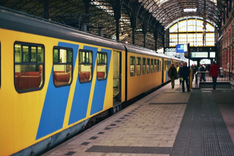 de7662.jpg
